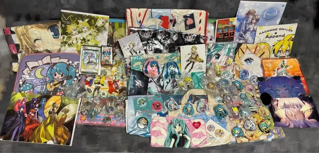 2025年最新】マジカルミライ 2014 缶バッジの人気アイテム