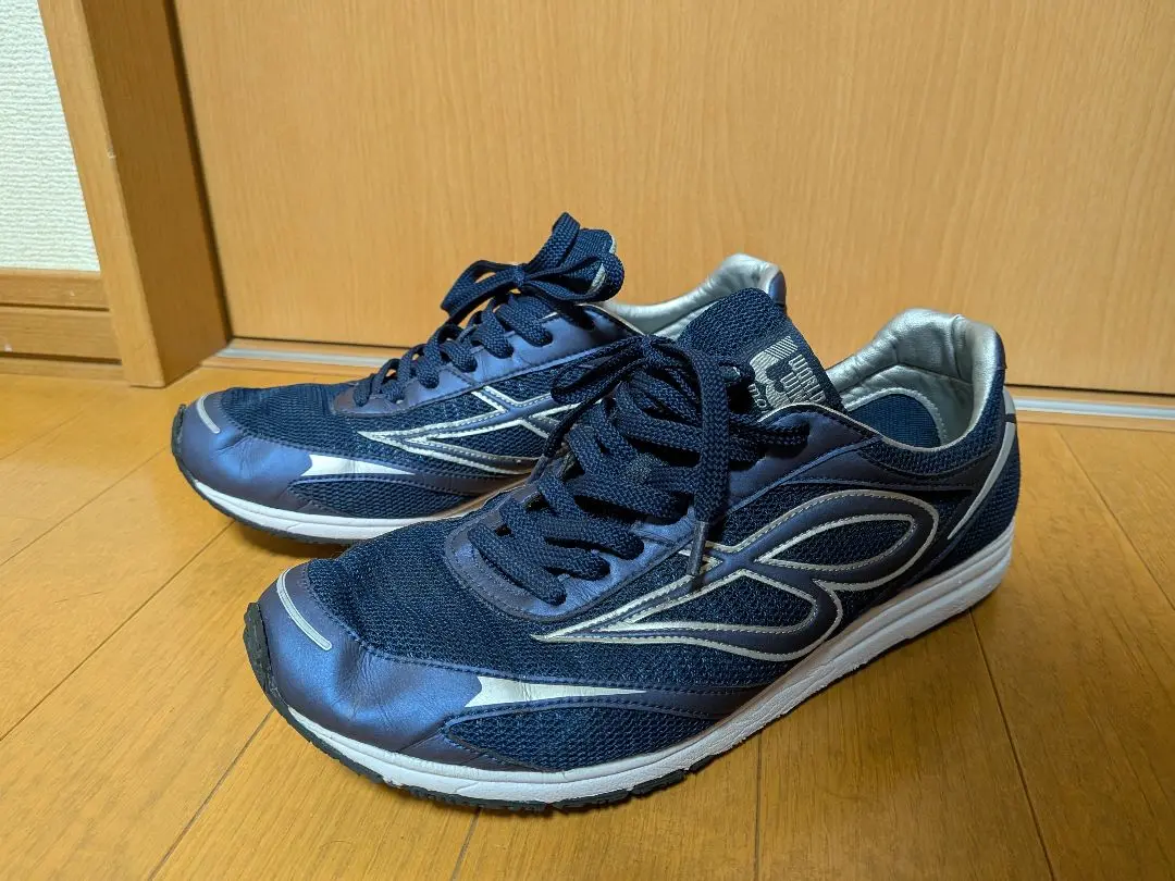 がるエレトロイド ホワイトシューズビモロスパイク27.5㎝ 楽天市場 | BeMoLoShop 楽天市場店 - 国際特許取得のBeMoLoバー