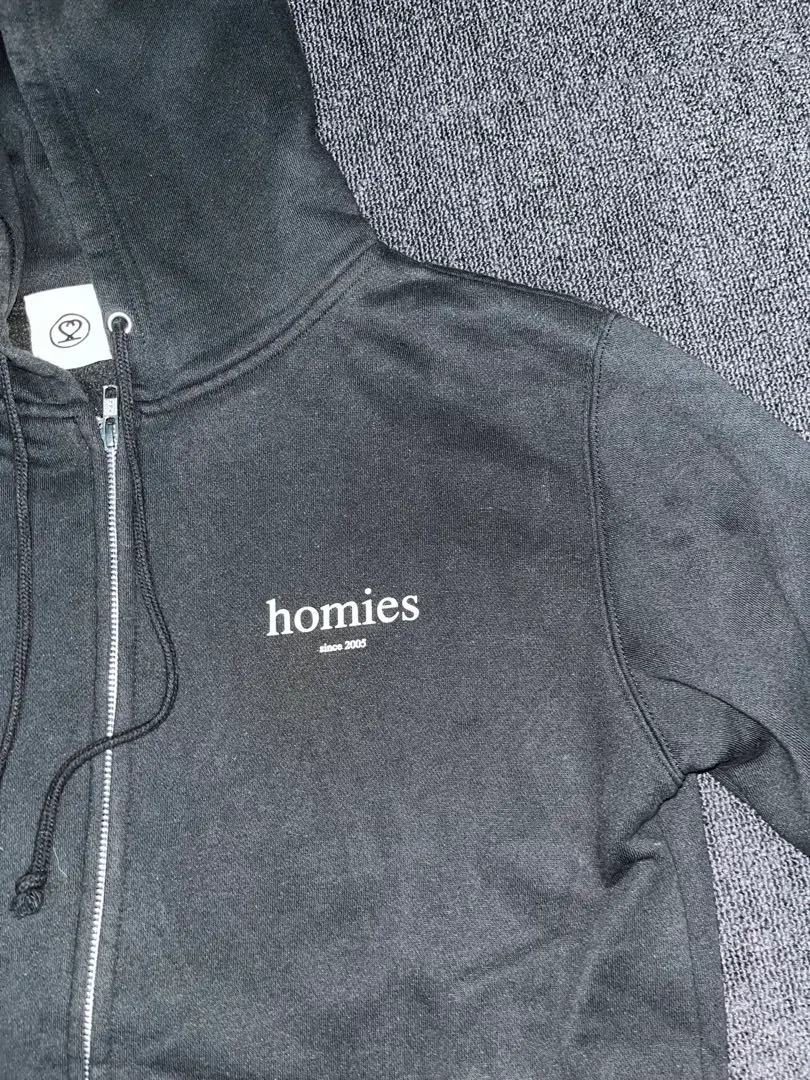 HOMIES ジップパーカー ジップアップパーカー 短丈 楽天市場】【 SNEAKYZ / HOMIES ZIPUP HOODIE / GRAY