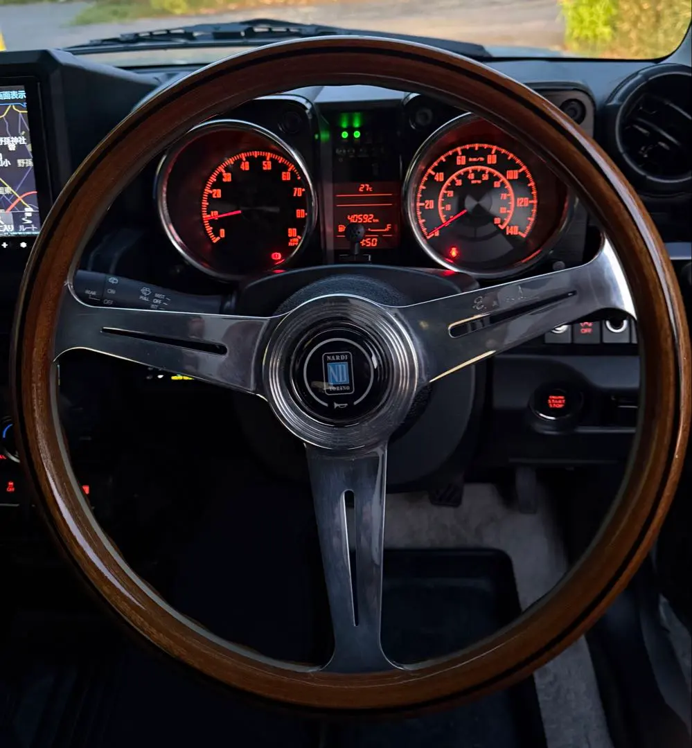 【価格相談可】NARDI TORINO ウッドステアリング　パジェロ　ジムニー 価格相談可】NARDI TORINO ウッドステアリング パジェロ