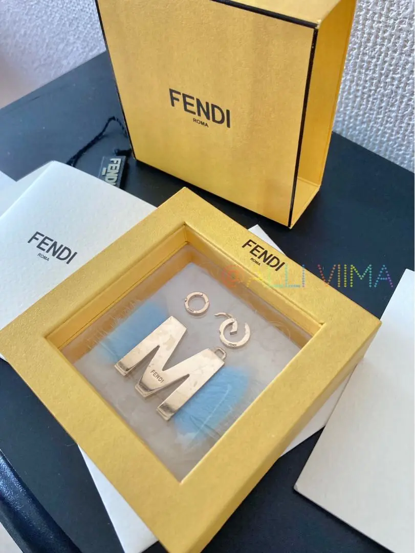 2025年最新】Fendi 付属品：箱 チャームの人気アイテム - メルカリ