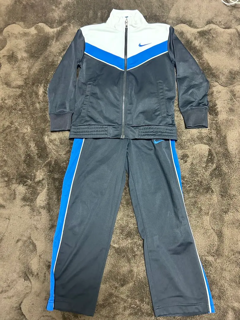 NIKE 耐吉套裝 戶外 兒童 罕見 足球 運動 的縮圖