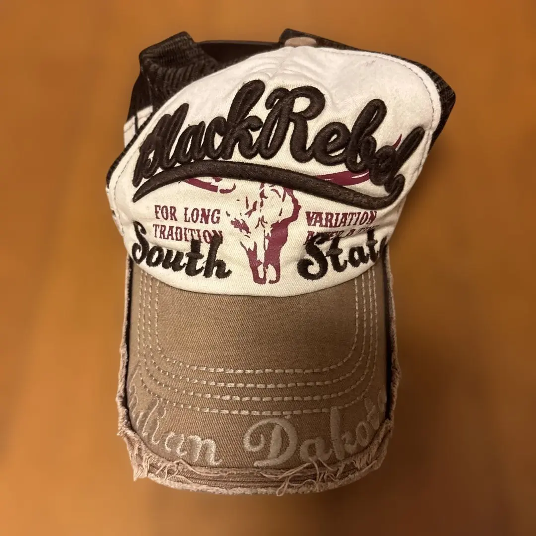 Thumbnail of Black Rebel Mesh Cap - Brown/White