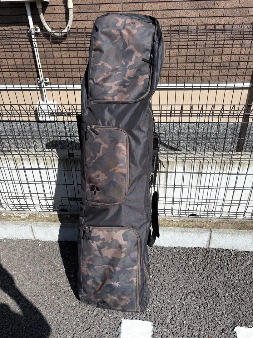 Thumbnail of Snowboard set: 142cm board, bindings, and bag. ROMESDS, SALOMON.