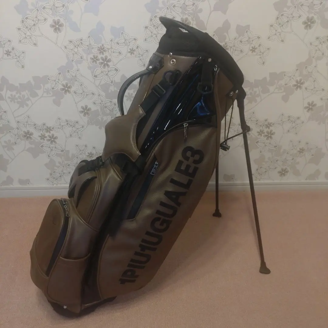 1PIU1UGUALE3 ウノピュウ スタンド式 キャディバッグ 5分割 楽天市場】1PIU1UGUALE3 GOLF キャディバッグ スタンド式 メンズ