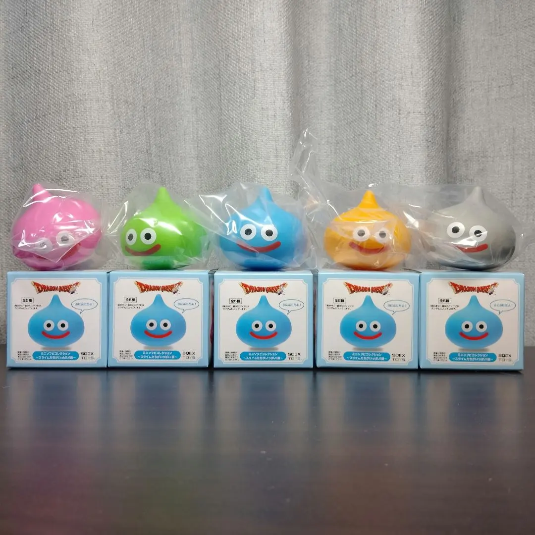 Thumbnail of Dragon Quest Mini Soft Vinyl Collection - Slimes Galore! Edition -