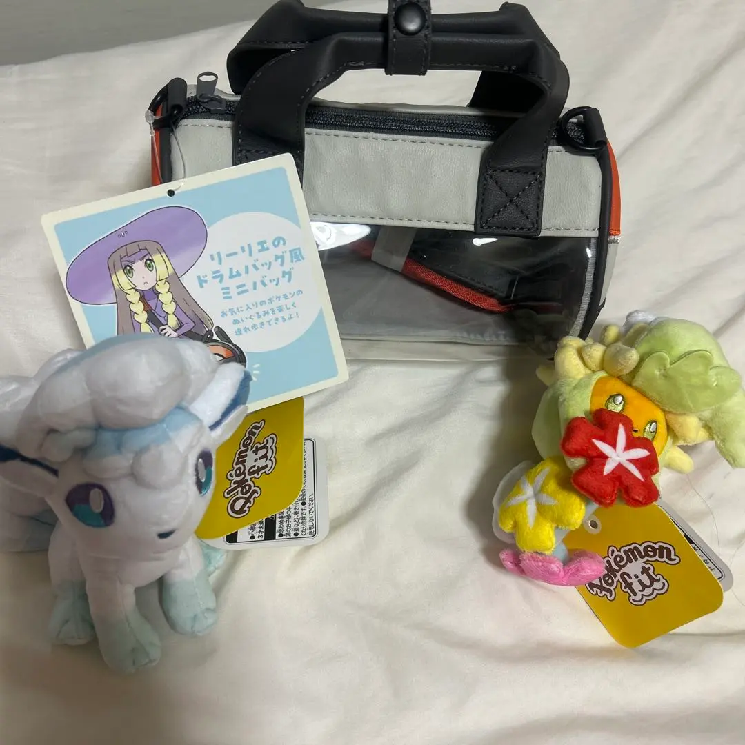 ポケモン  タカラトミー  リーリエのシロン  アローラロコン等身大ぬいぐるみ ポケモン アローラロコン シロン リーリエ 等身大 ぬいぐるみ