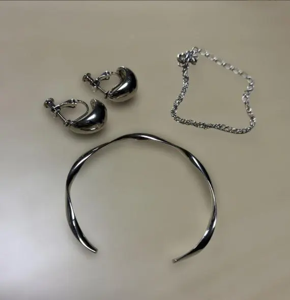 Thumbnail of Silver necklace and earring set
