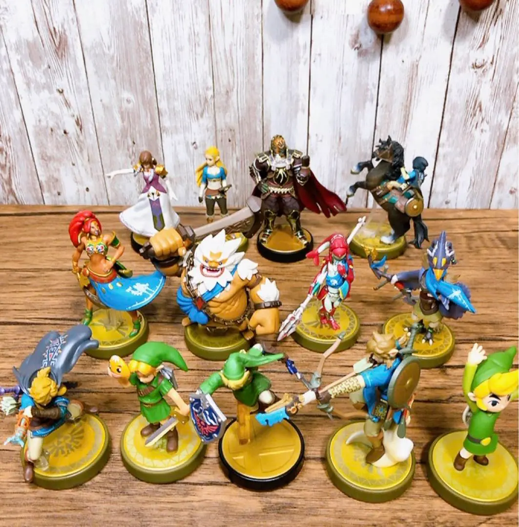 Switchゼルダの伝説amiibo6体セット！ティアキンブレワイウルフリンク Amazon.co.jp: amiibo ウルフリンク【トワイライトプリンセス