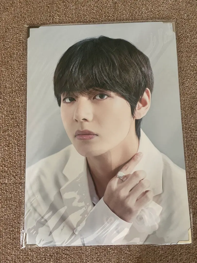 Thumbnail of V BANG BANG CON The Live Premium Photo