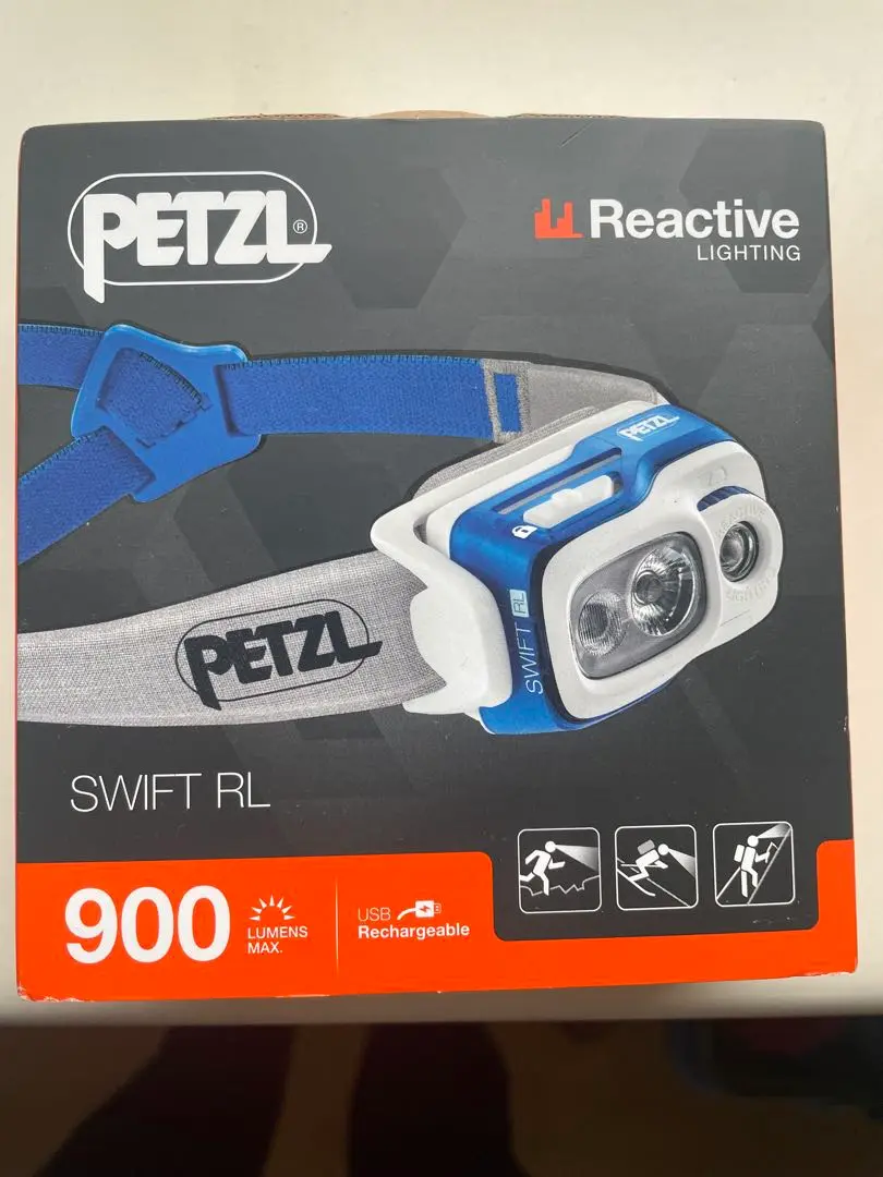 PETZL 旧SWIFT RL ヘッドランプ 900ルーメン　未開封新品 Amazon | ペツル(PETZL) スイフトRL （オレンジ