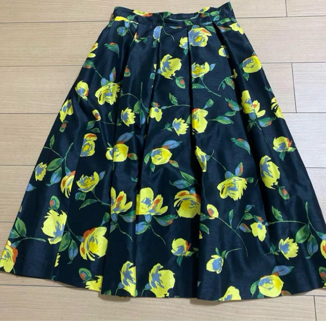 Thumbnail of Monstork Floral Skirt, Size M