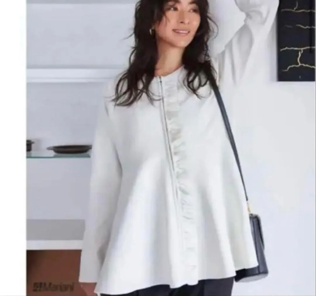 限定価格❗️【新品未使用】CADUNE 川上桃子さんコラボ ペプラム