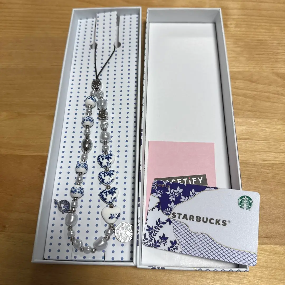 2025年最新】CASETiFY キーホルダー・キーリングの人気アイテム