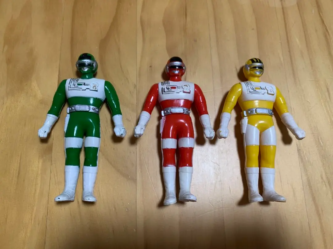 希少 バンダイ 超電子バイオマン バイオレッド 面取れソフビ