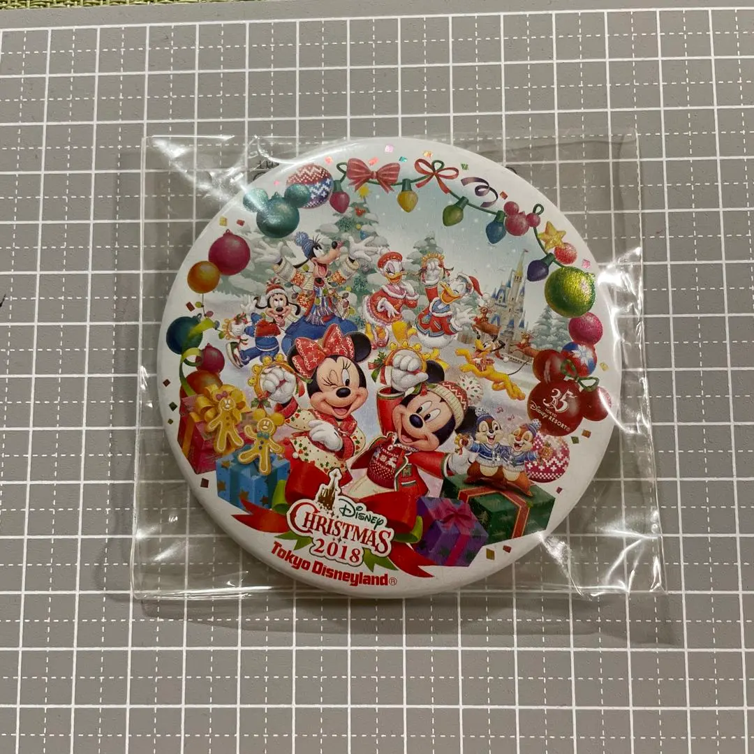Thumbnail of Disney pinback button