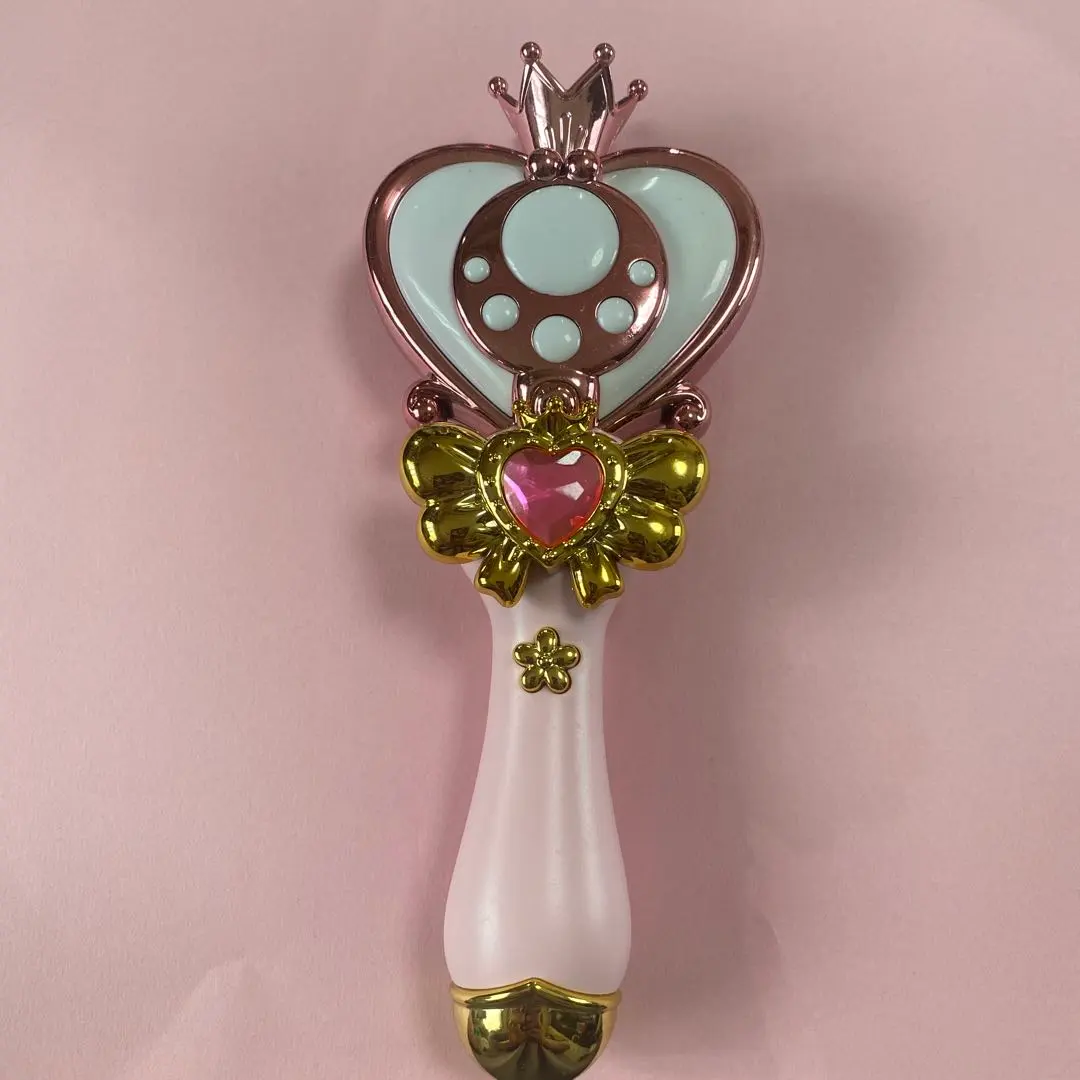 Thumbnail of Heart-shaped toy with a crown