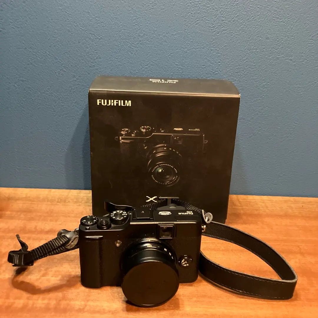 Thumbnail of FUJIFILM X10 Digital Camera Body