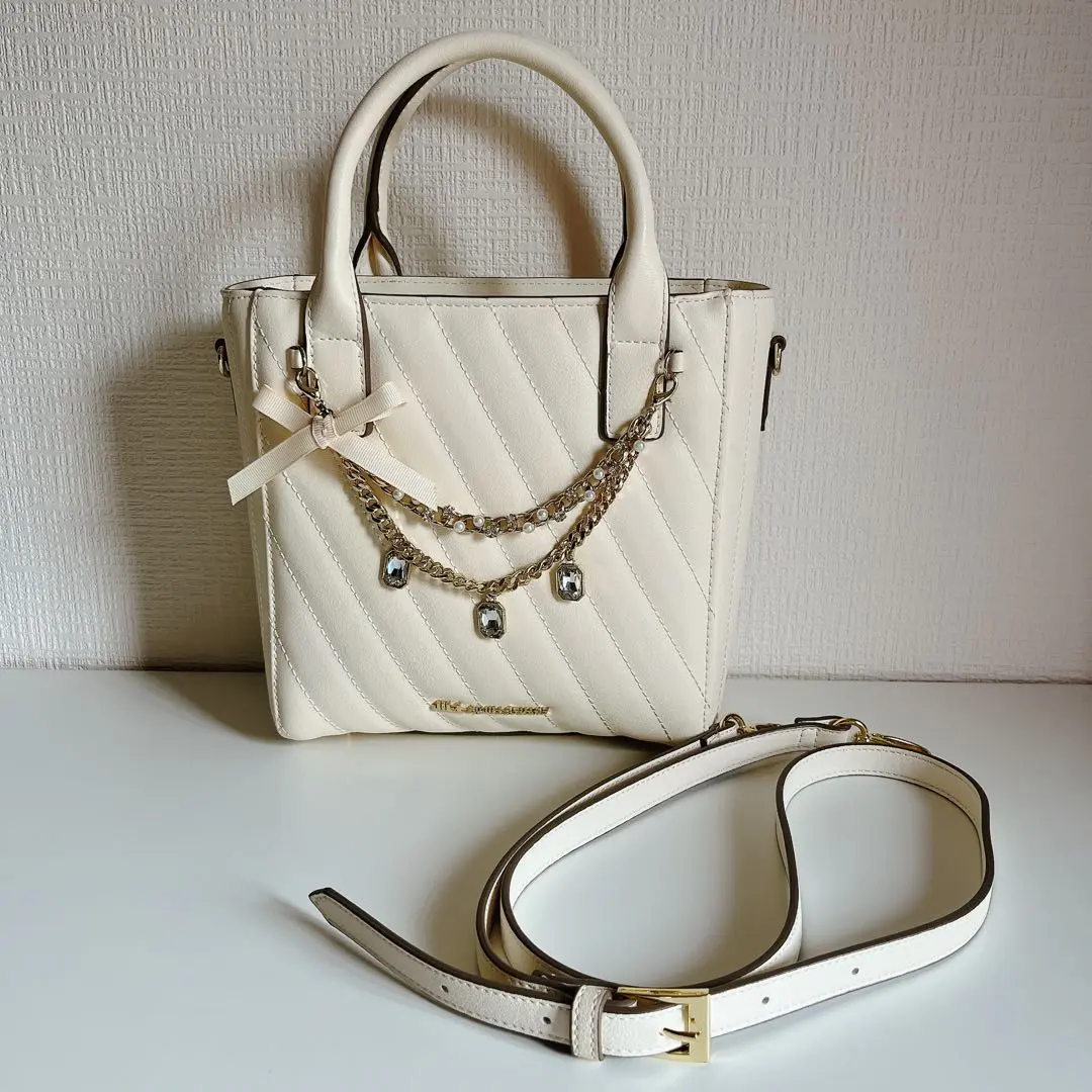 2025年最新】jillstuart ジュエルリボン 白の人気アイテム