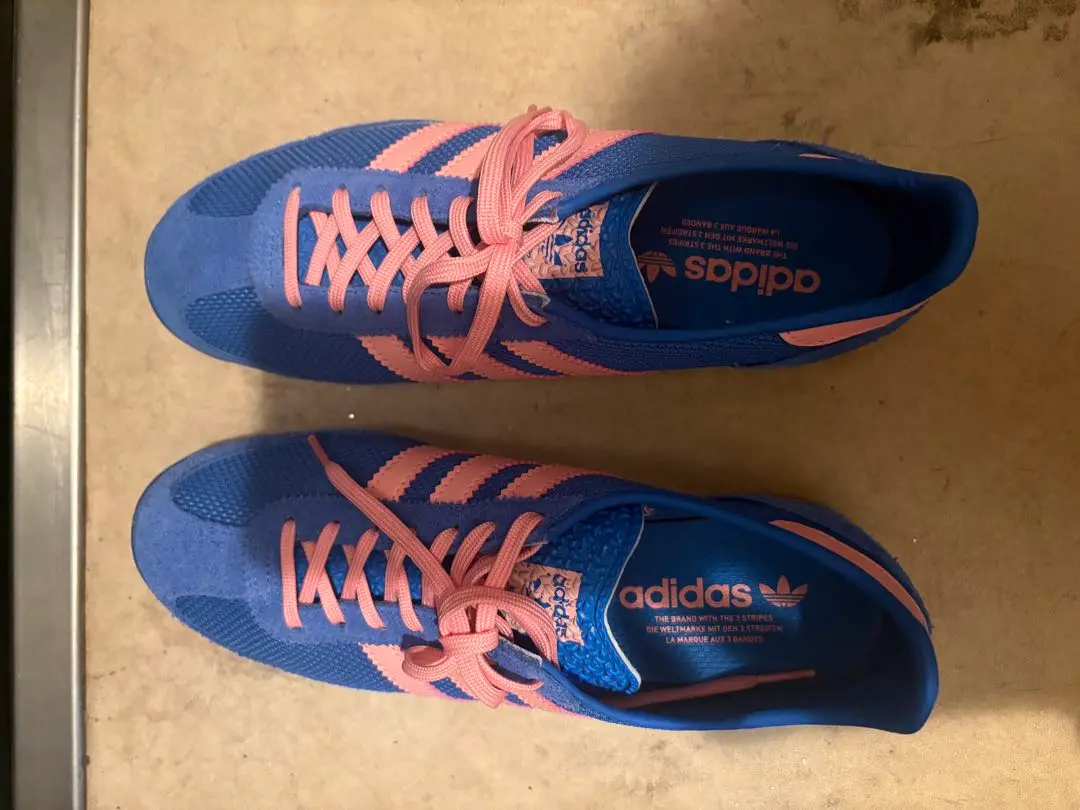 adidas スニーカー　ブルーネイビー　レアカラー　アディダス　SL72 25 adidas スニーカーブルーネイビーレアカラーアディダスSL72 25