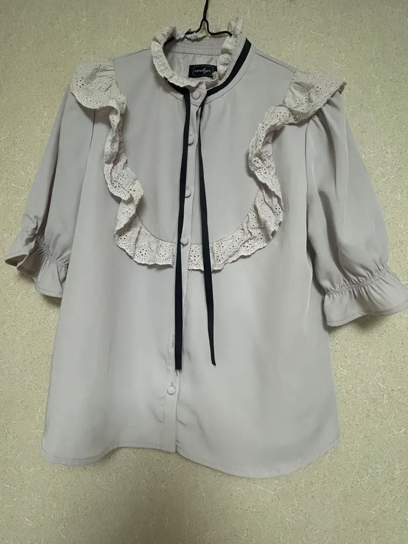 伊芙琳 襯衫 的縮圖