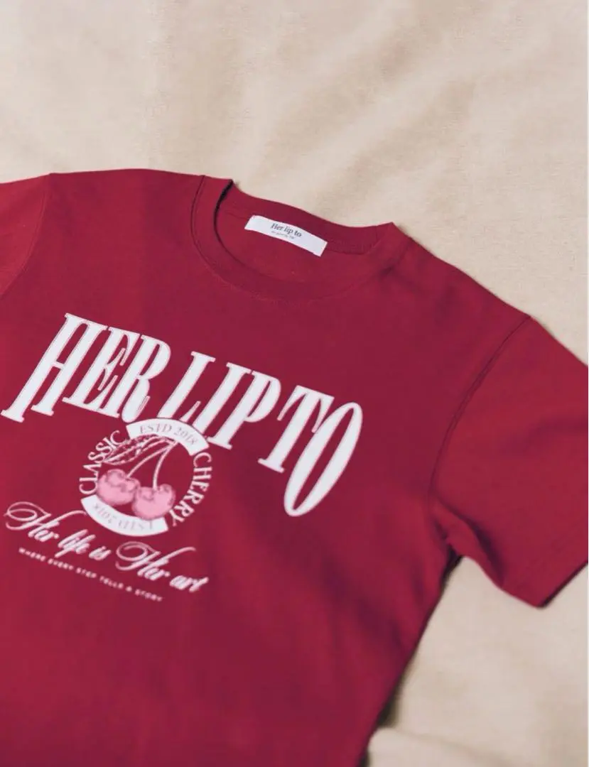 新品未使用　herlipto ClassicCherryTee チェリーTシャツ Herlipto Classic Cherry Tee white｜Yahoo!フリマ（旧PayPay
