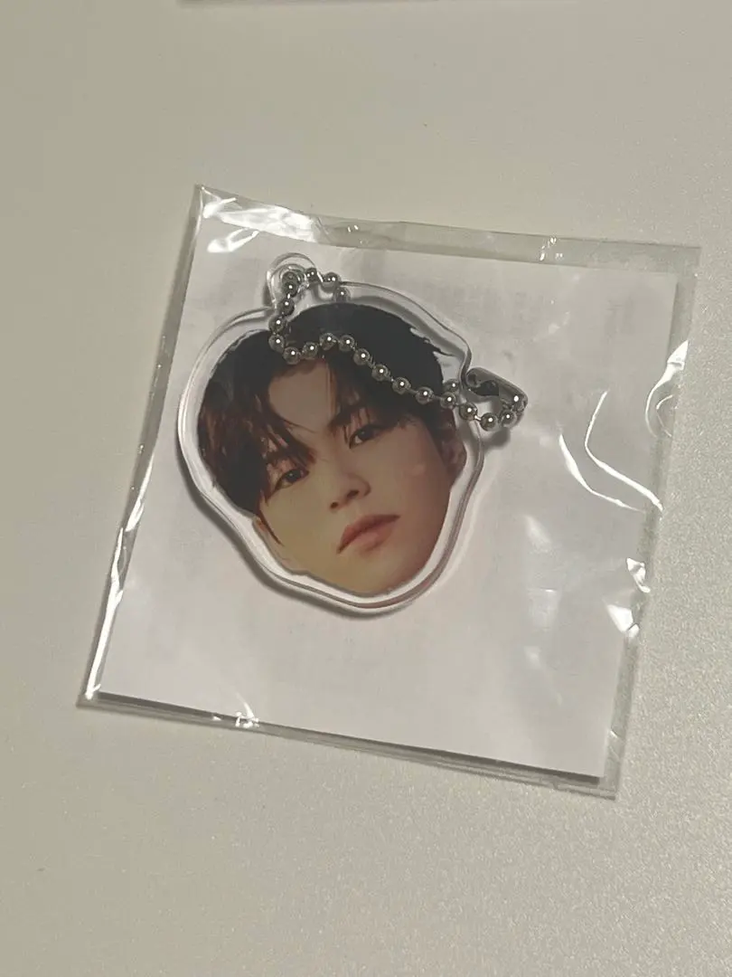 Thumbnail of TREASURE Jaehyuk face acrylic key chain