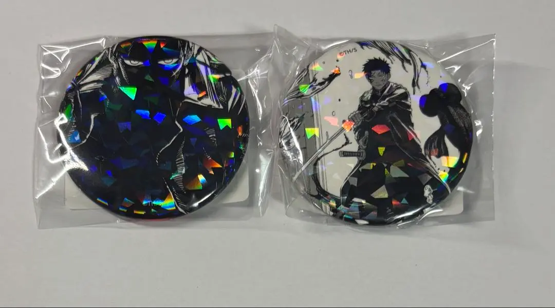 Thumbnail of Kagurabachi All-Star Can Badges: Chiko Rokuhira (2 types)