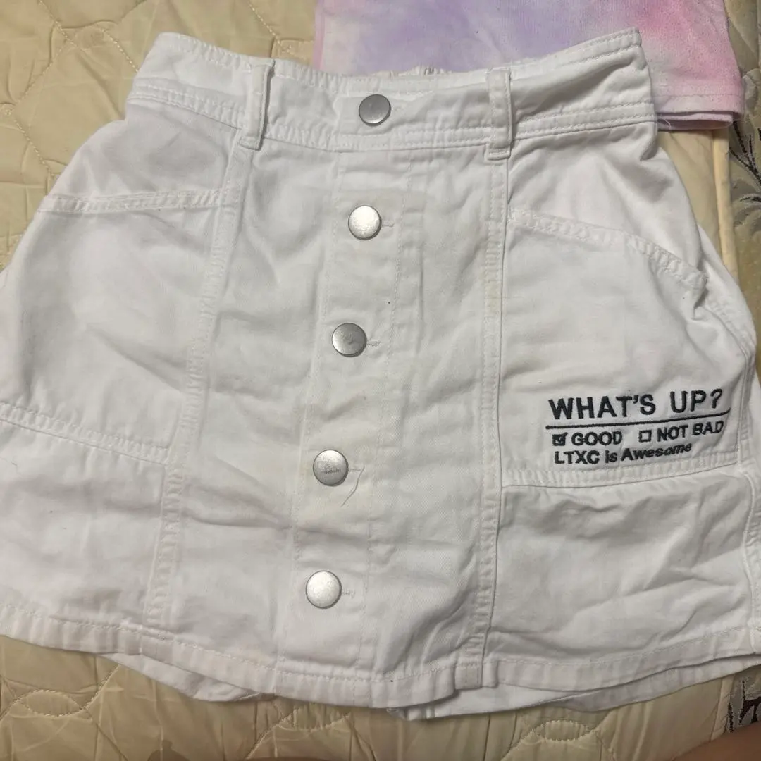 【限時500日圓】Love Toxic 白色鈕扣短褲裙 140cm 的縮圖