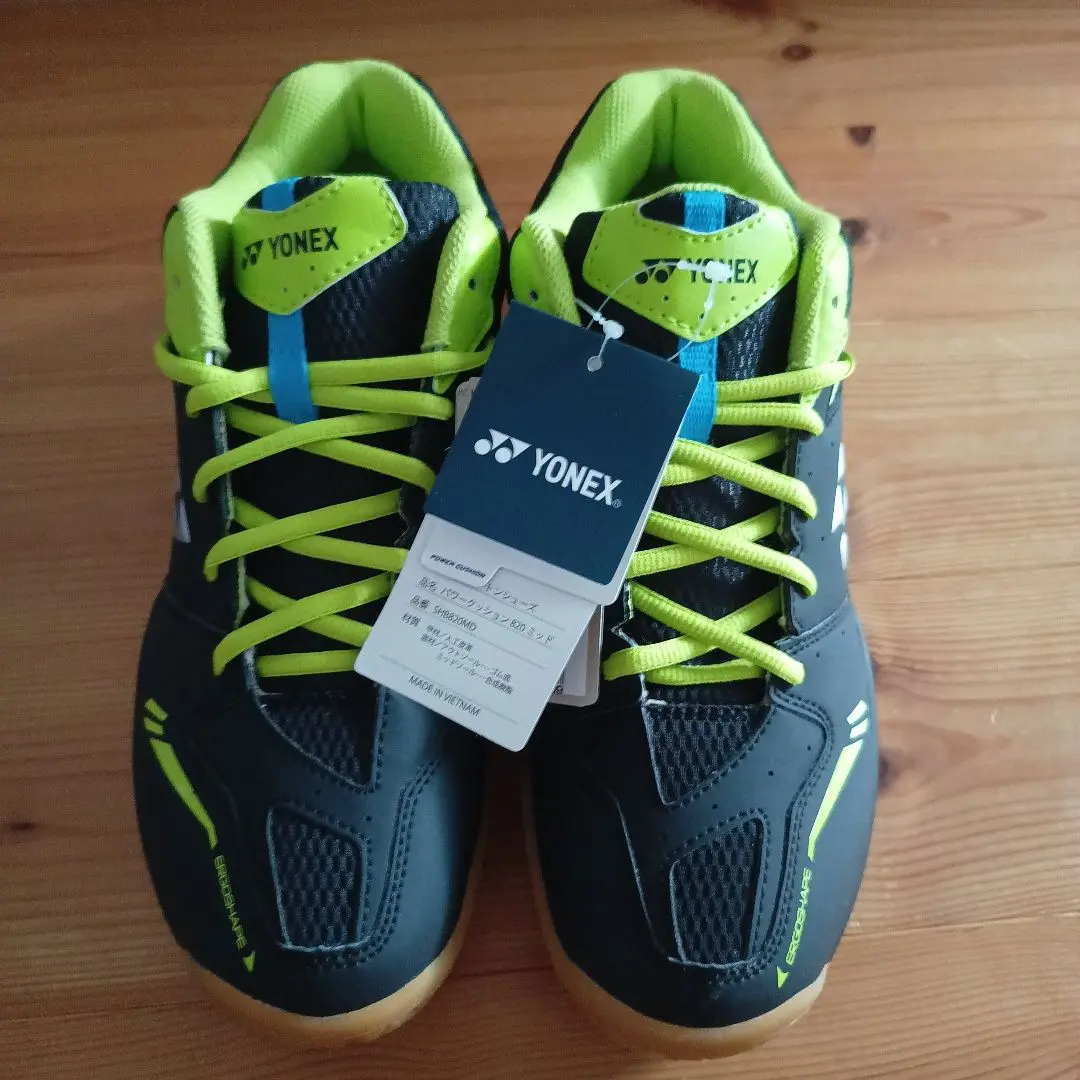新品 YONEX パワークッション 27cm 820MID バドミントンシューズ YONEX ヨネックス 「POWER CUSHION 820MID パワークッション