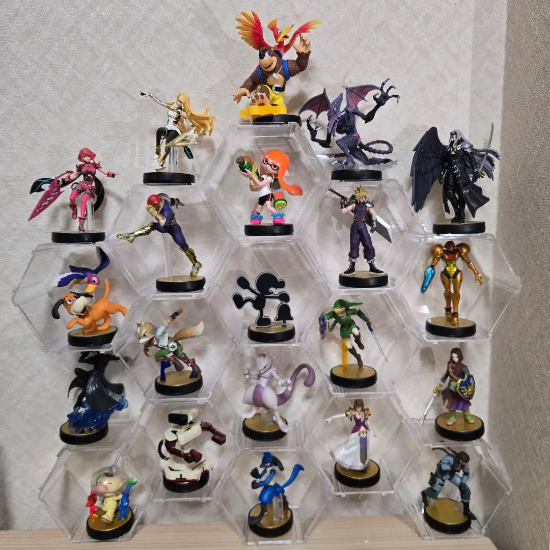 新品　メタルギア　amiibo スネーク　大乱闘スマッシュブラザーズシリーズ amiibo スネーク 大乱闘スマッシュブラザーズシリーズ メタル