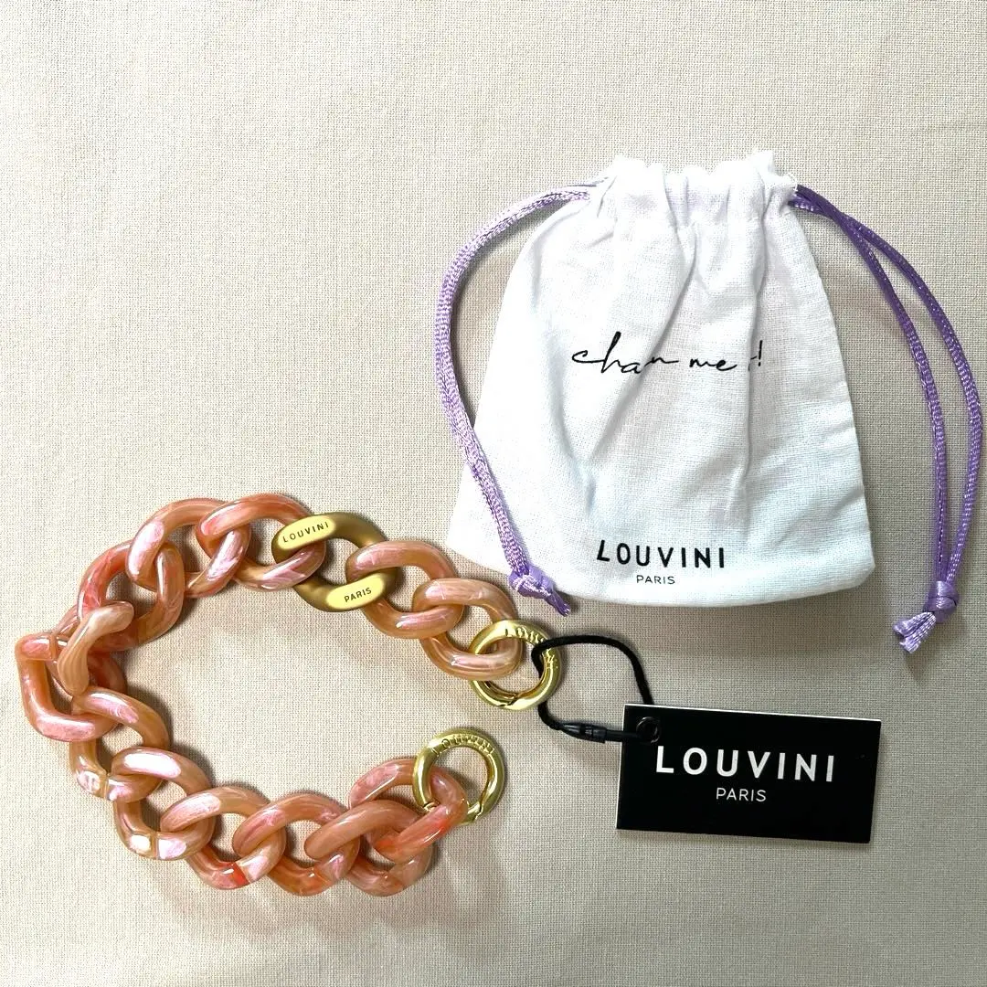 louviniルヴィニパリ♡ハンドストラップ新品　レインボー louviniルヴィニパリ♡ハンドストラップ新品 レインボー
