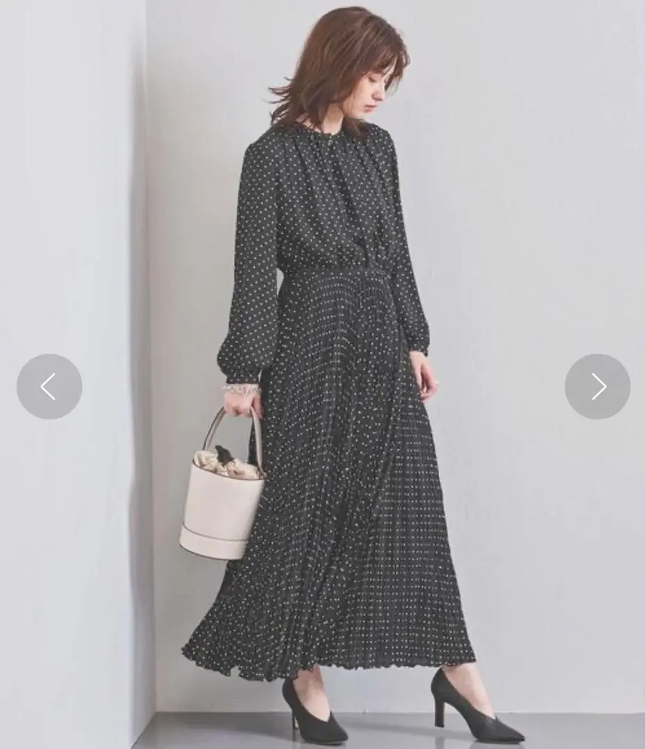 新発売 新商品 CELINE 石田ゆり子さん着用 ロングワンピース フリル付き 花柄 ワンピース