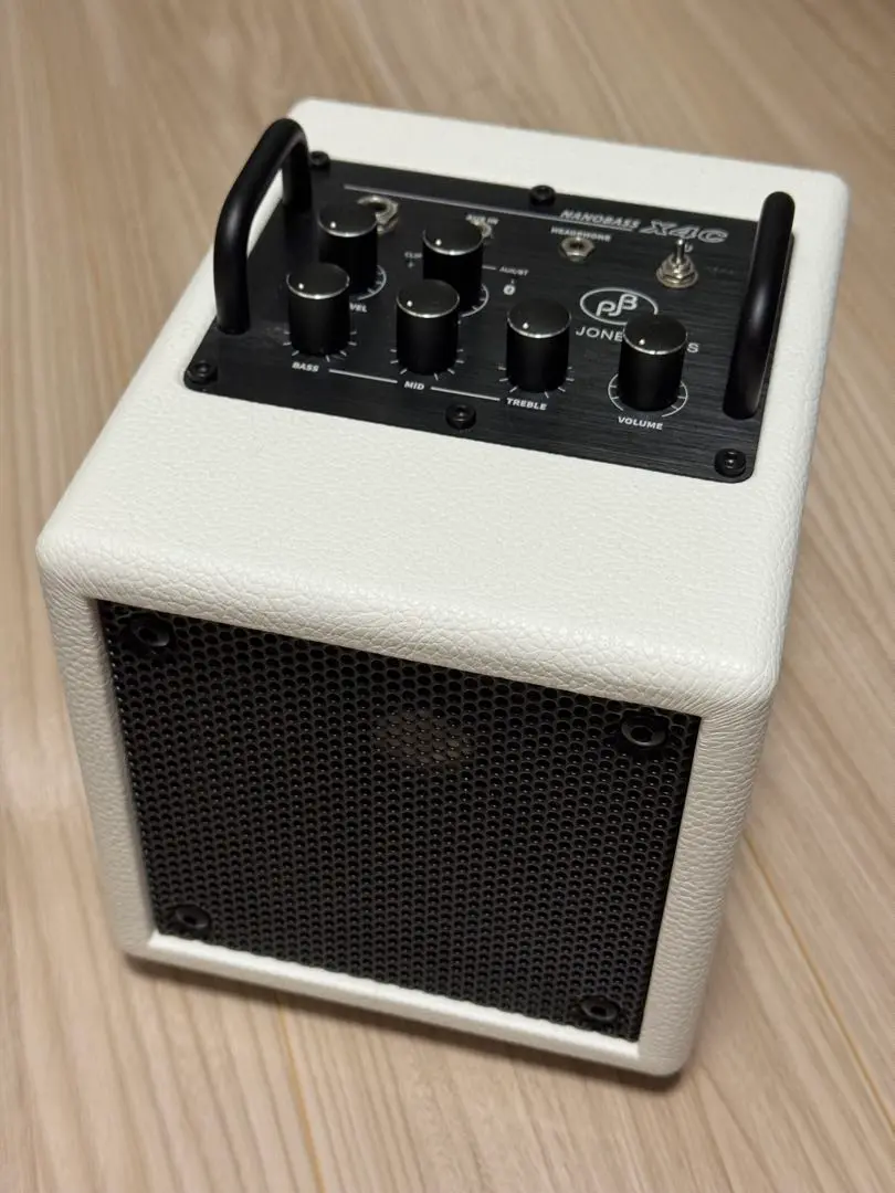 ▶中古 PHIL JONES BASS NANOBASS X4C ベースアンプ Amazon.co.jp: Phil Jones Bass (PJB) / NANOBASS X4C TWEED