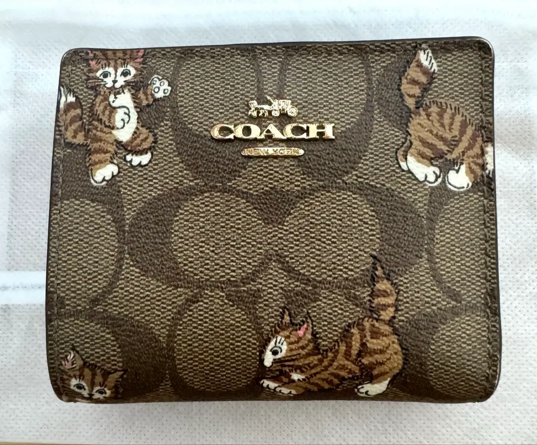 COACH ダンシングキトゥン ポーチ 大人気 新品 COACH コーチ ダンシングキトゥン ポーチ お財布