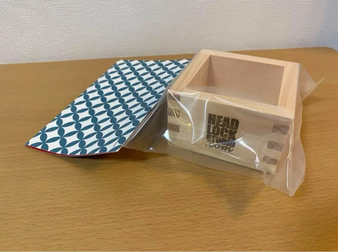 Thumbnail of HEADLOCKSTUDIO MASU Masu Masu Headlock Studio