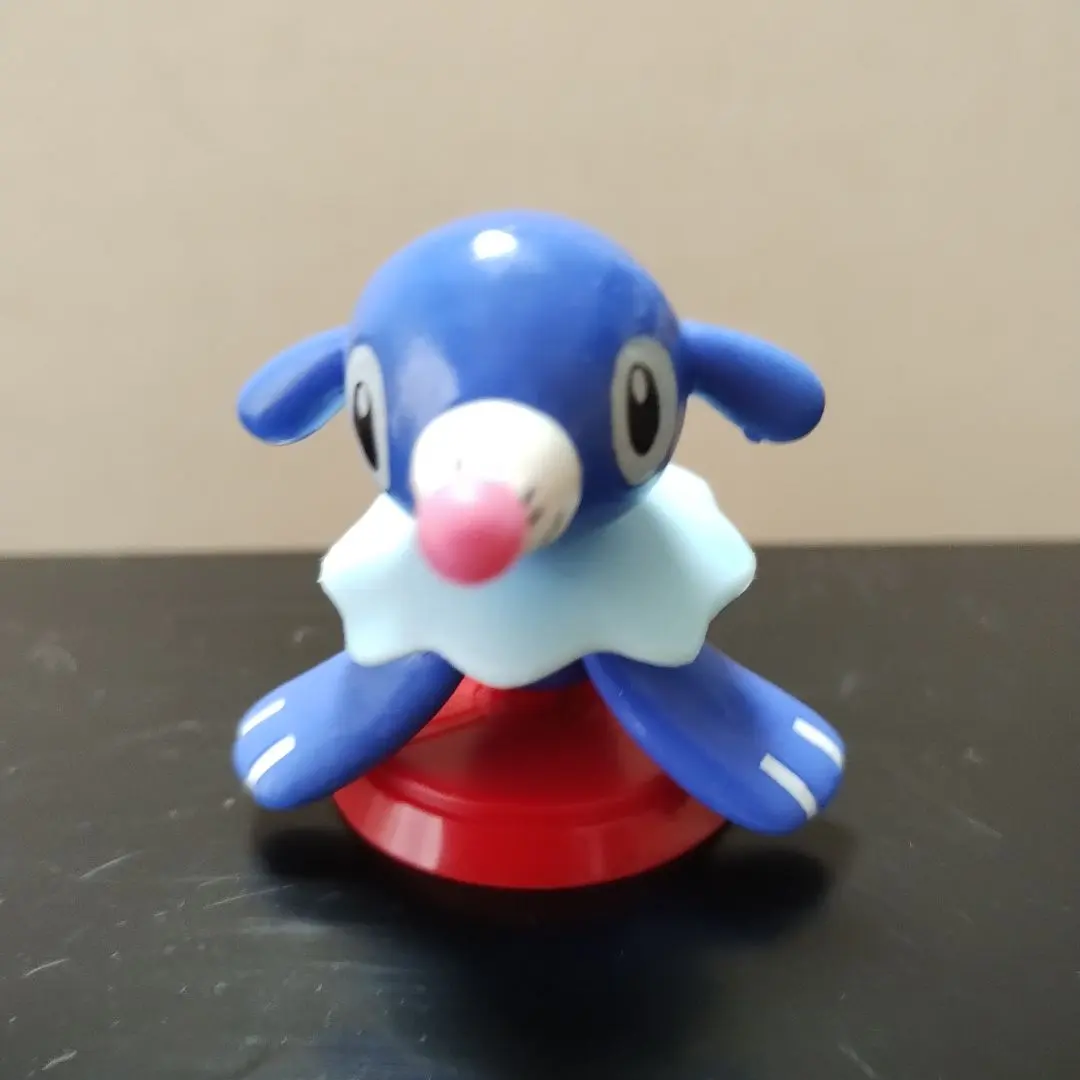 Thumbnail of Poplar figure with blue and red pedestal, Choco Egg bonus