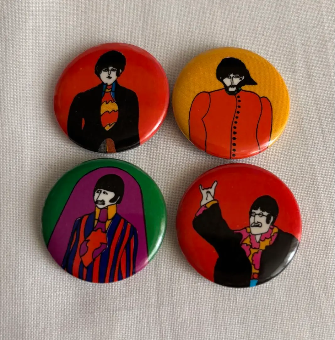 ビートルズ　缶バッジ Beatles ビートルズ 缶バッジ - メルカリ