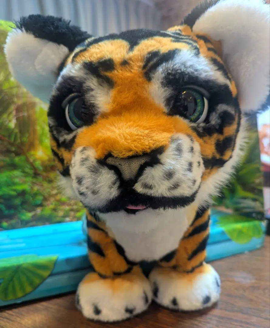 ♡ファーリアル♡ぬいぐるみ タイラー トラ タイガー Amazon.co.jp: ファーリアル ロアーリングタイラー ぬいぐるみ