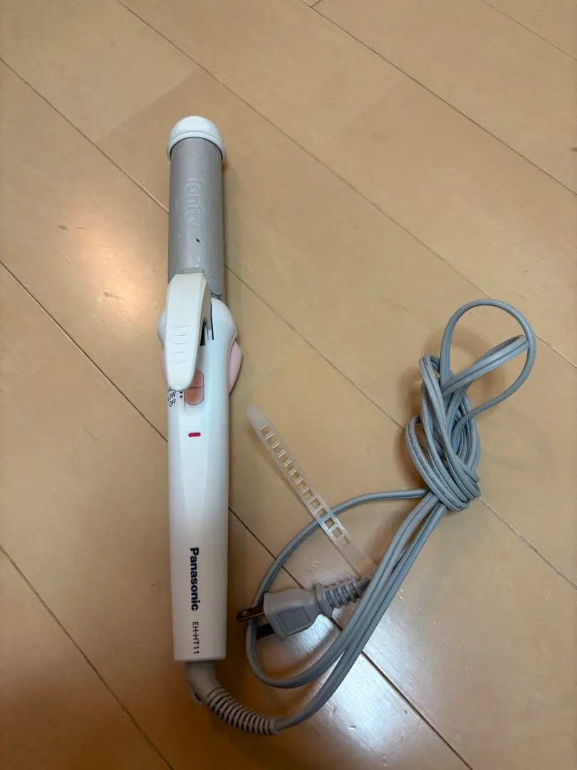 Panasonic EH-HT11 捲髮棒 的縮圖