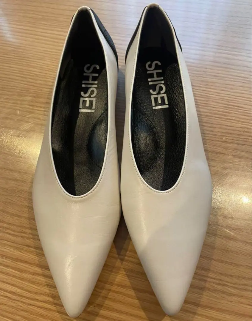 SHISEI  ポインテッドパンプス　37.5 POINTED U PUMPS / WHITExBLACK – SHISEI