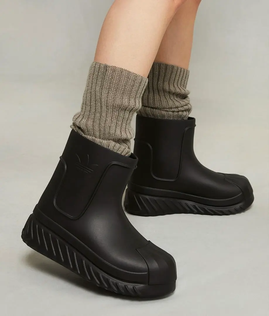 2025年最新】adidas originals ブーツの人気アイテム - メルカリ