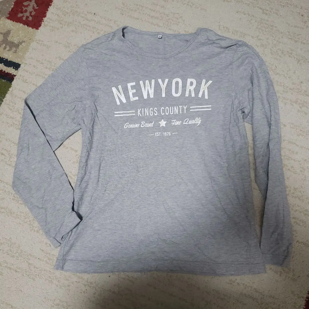Thumbnail of Long-sleeved T-shirt