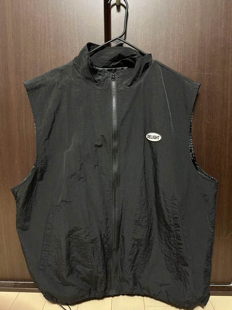 Thumbnail of DELIGHT Black Zip-Up Vest