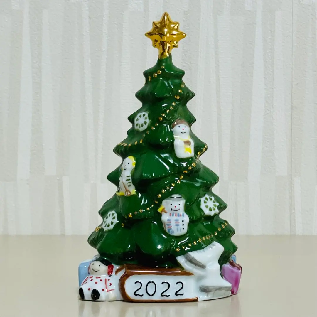 ロイヤルコペンハーゲン　2022年製 陶器クリスマスツリー置物　限定 ロイヤル コペンハーゲン24年クリスマス、サンタの陶器人形や