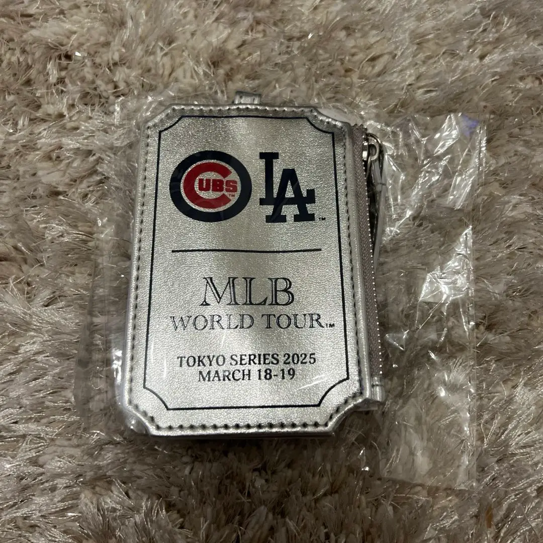 WBC 侍ジャパン　大谷翔平 パスケース、キーリング、ピンバッチ　セット 新版 Amazon.co.jp: WBC 侍ジャパン 大谷翔平 パスケース