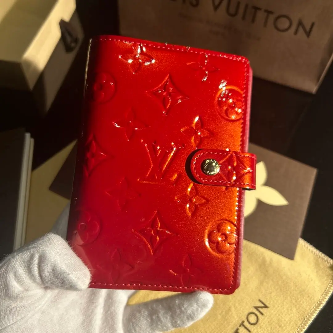 Louis Vuitton ルイヴィトン 手帳カバー ヴェルニ 総柄 レッド系 楽天市場】LOUIS VUITTON ルイ ヴィトン モノグラムヴェルニ