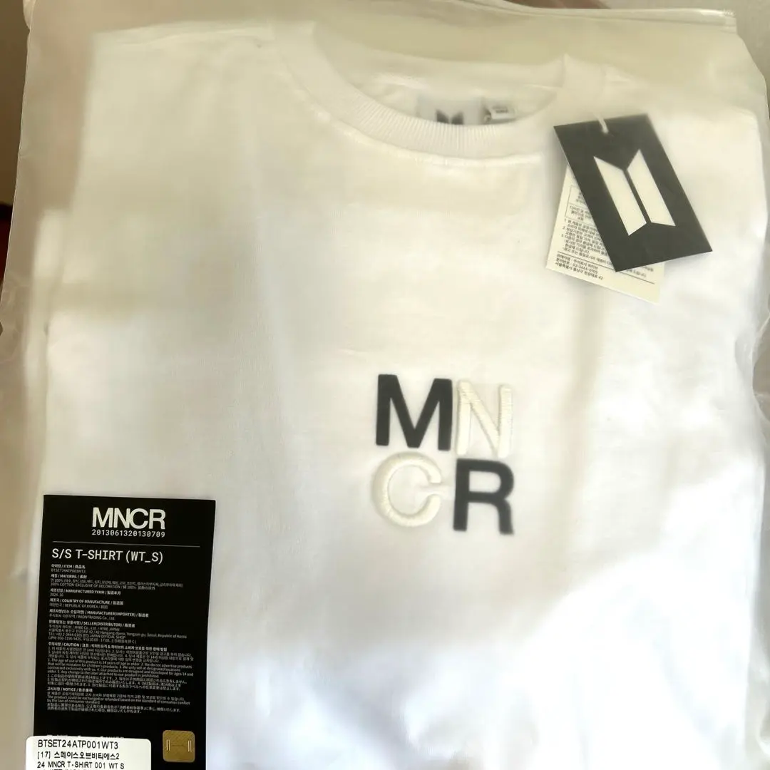 2025年最新】monochrome bts tシャツの人気アイテム - メルカリ