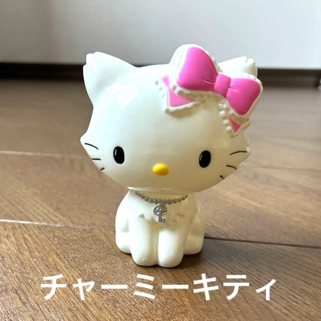 【未使用・新品】：チャーミーキティ：貯金箱  置物 フィギュア ハローキティ セーラームーン チャーミーキティ 貯金箱 - メルカリ