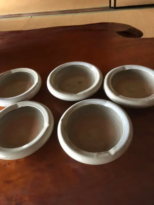 萩焼 灰皿 木箱入り ⑧ ☆美品☆ 萩焼 灰皿 - メルカリ